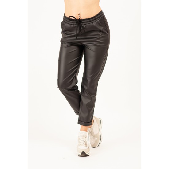 Pantaloni negri din piele ecologica gen boyfriend Pantaloni negri din piele ecologica gen boyfriend